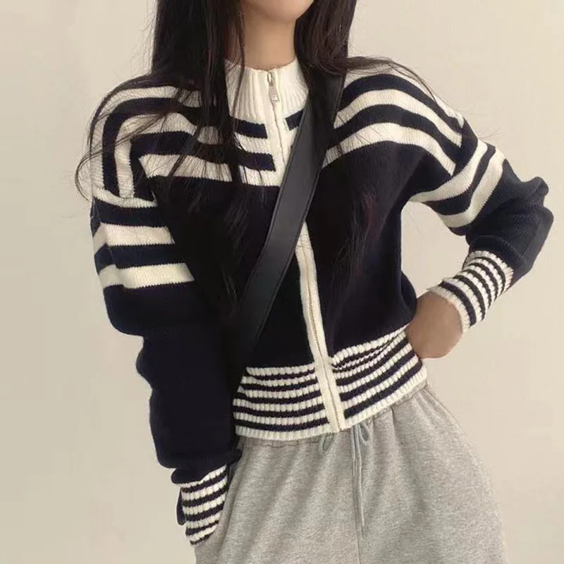 Vintage Striped Cropped Cardigan Women Long Sleeve Casual Korean Knitted Tops Fall Zipper Stand Collar Elegant Cardigan New