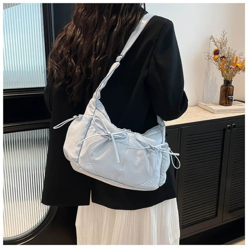 

Женская сумка через плечо, кожаная сумка через плечо, известная дизайнерская сумка-мессенджер, популярная классическая элегантная сумка для повседневной носки