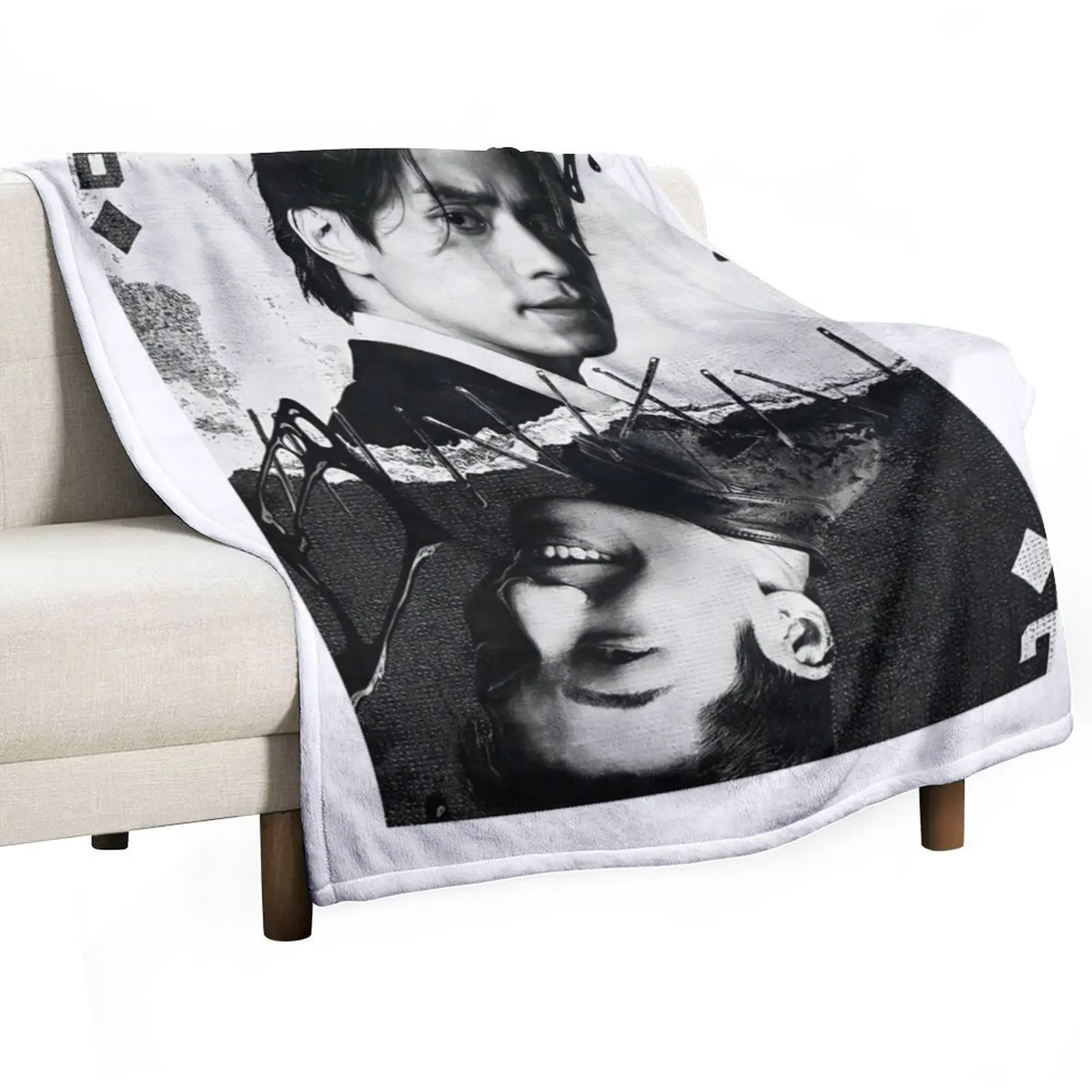 Bad and Crazy Kdrama - Lee Dong-Wook n Wi Ha-Joon-movie star Throw Blanket Cute Bed Fashionable Camping Blankets