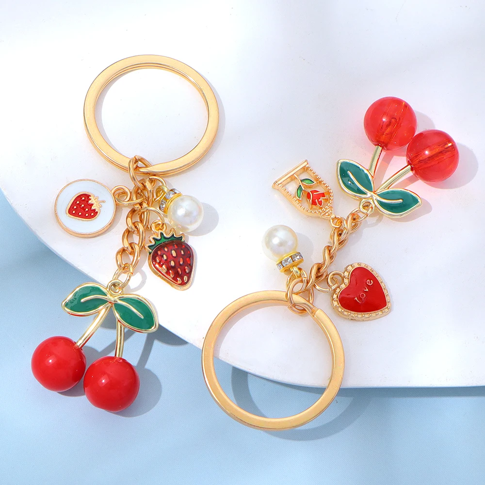 Сладкий брелок с искусственным жемчугом и красной вишней, милое сердце, клубничный брелок для ключей, украшение для сумки, подарки другу, ювелирные аксессуары