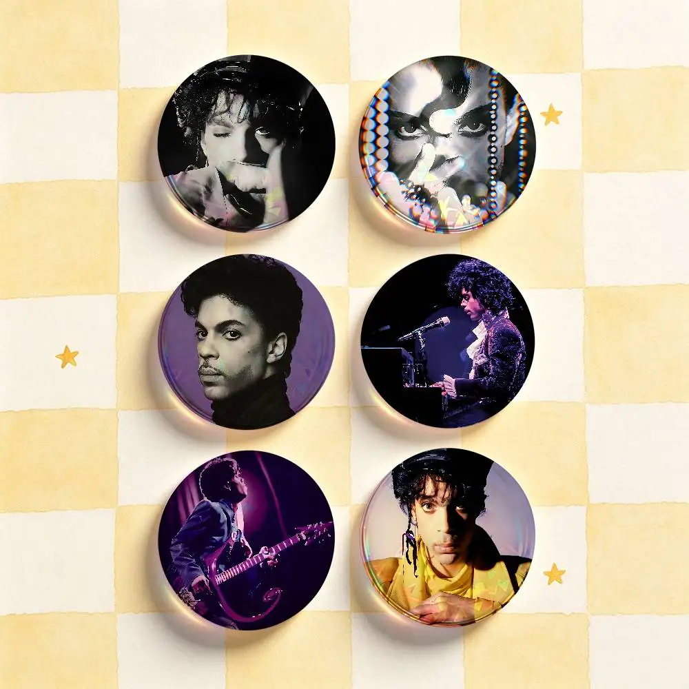 P-Prince Badges Round Nijigen Otaku Culture IP peripheral products 58mm 44mm 32mm 75mm 25mm Mini