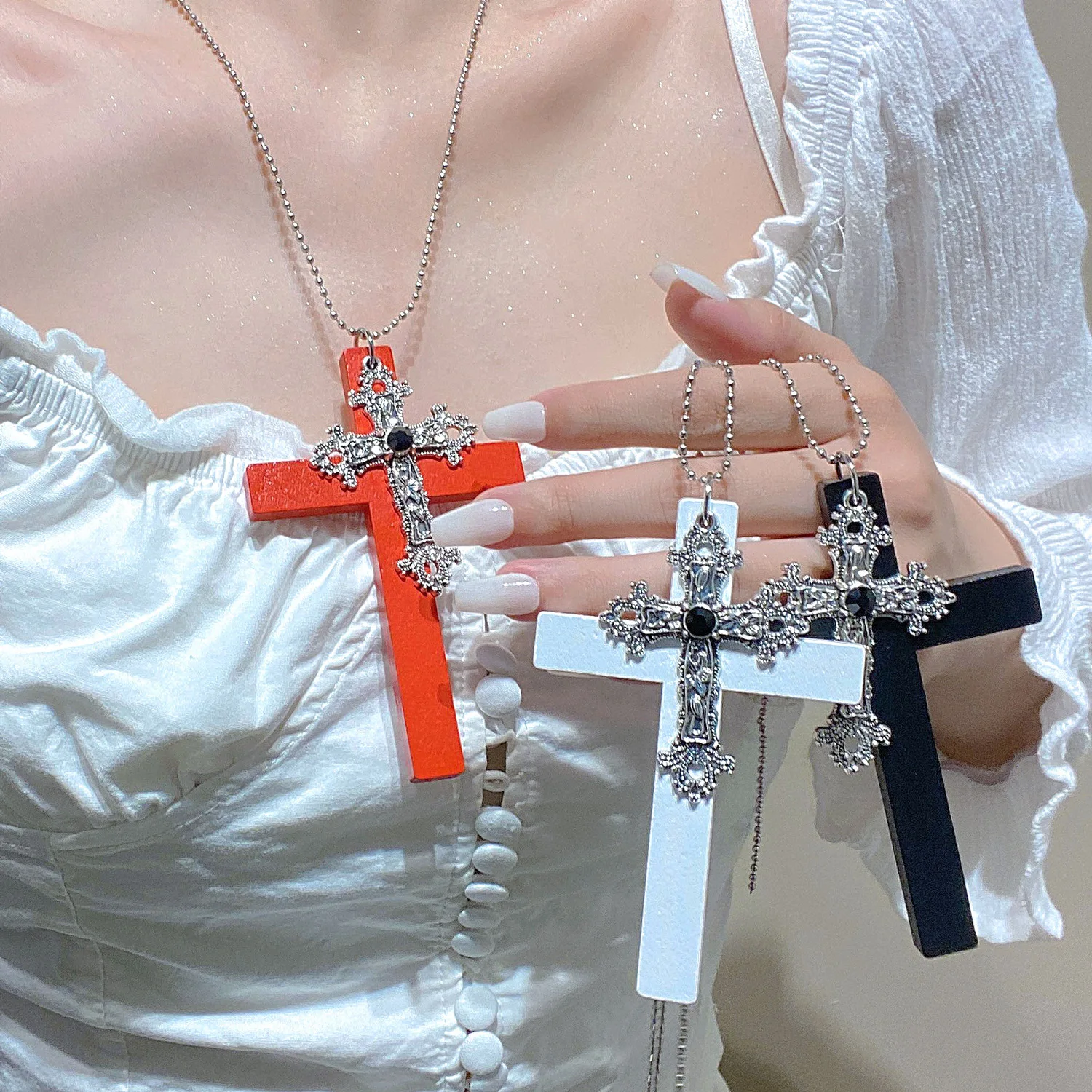 

2025 New Gothic Cross Pendants Necklaces for Unisex Vintage Jewelry Darkness y2k Goth Accessories Beads Chains Charms Necklace