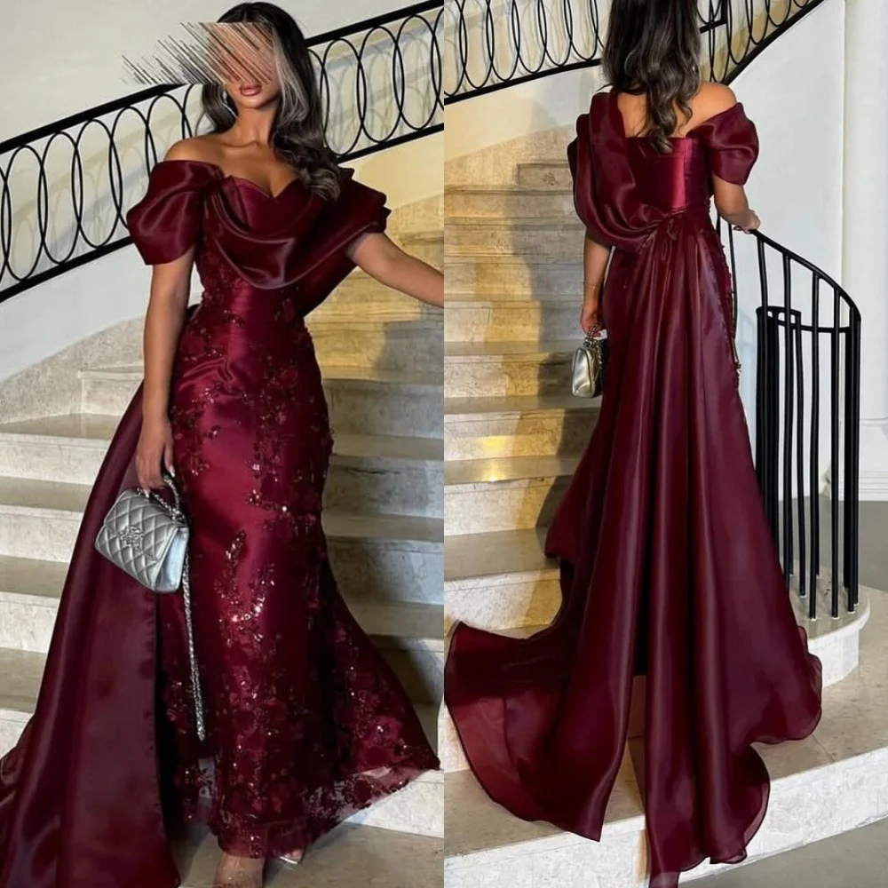 

Customized Luxury Burgundy Off the Shoulder Sleeveless Evening Dress Temperament Sweep Train Prom Dresses Delicate Party Gowns