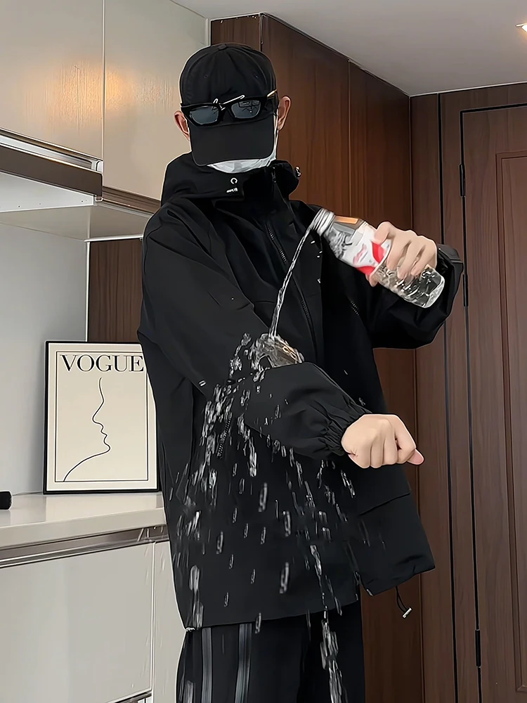 

American Sle Men's Tee-in-One Waterproof Windproof Hiking Jaet Outdoor Climbing Coat Loose Fit Polyester Nylon Cosit...