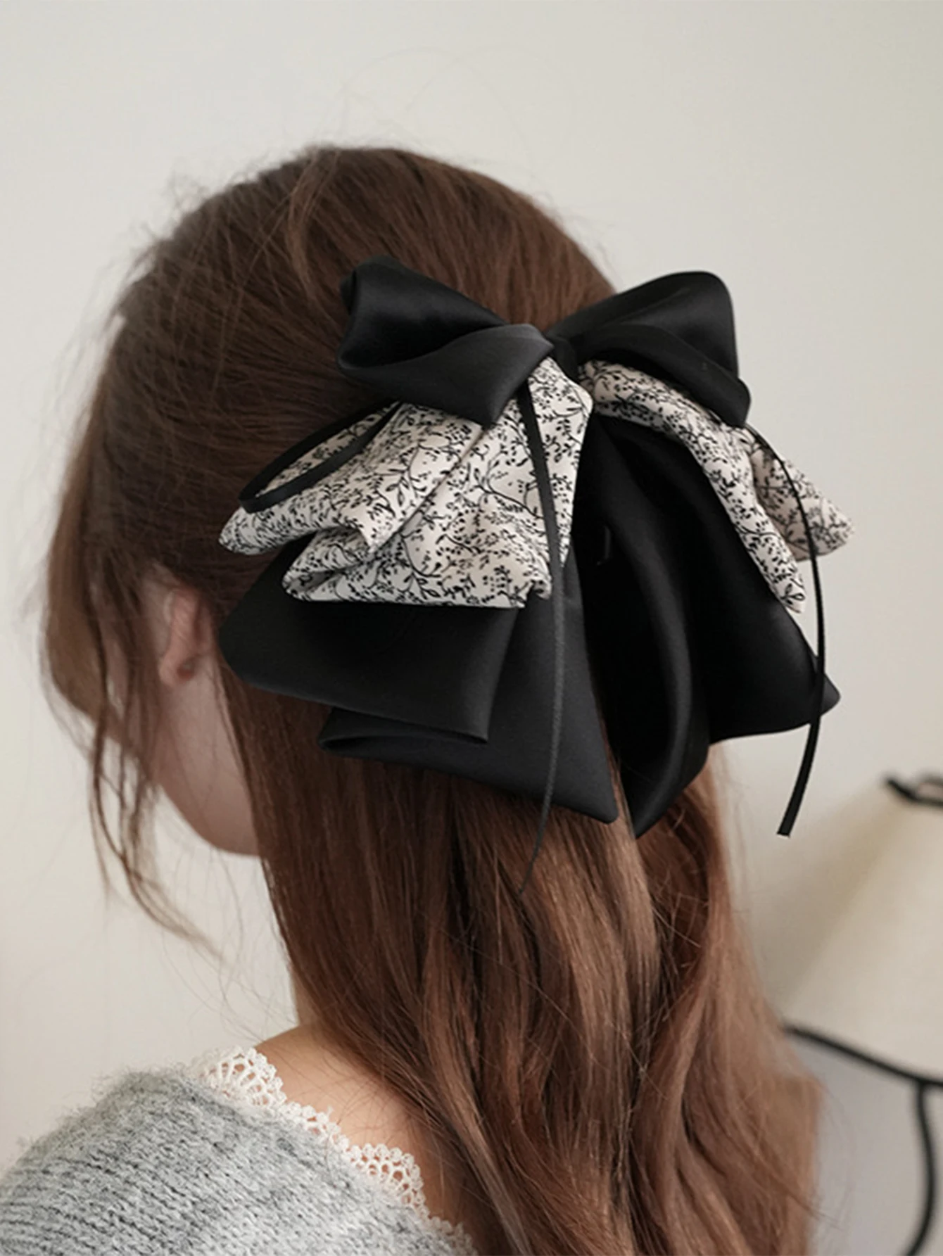 1PCS Black Large Bow Hair Claw Clips for Women Girls,Hair Barrette Clamps for Thick Thin Hair,Fashion Hair Accessories Styling