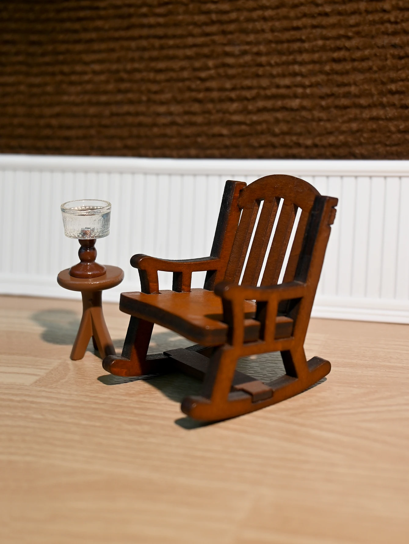 Miniature Rocking Chair, Miniature Desk Lamp, Miniature Table, 1/6, 1/12 Dollhouse, Dollhouse Accessories, Dollhouse Toys, Dollhouse Decorations, Model House Accessories, Miniature Food Toys, Photography Props, Miniature Landscape Ornaments, Miniatures Decoration, Small Gifts, Giveaways, Home Decor Items view 3