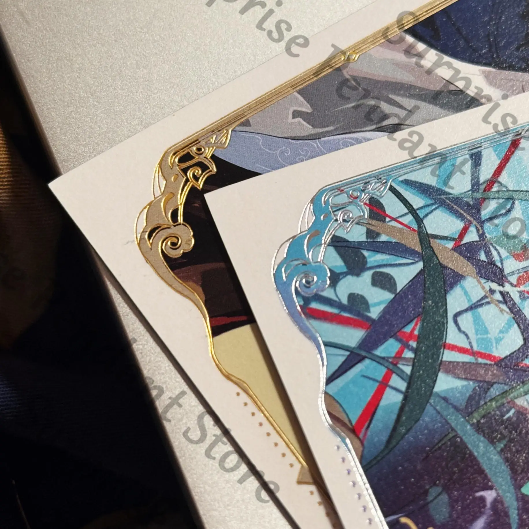 أنيمي جينشين تأثير شياو تأثيري الكرتون الاكريليك الرمال المتحركة جونغ زخرفة شارة قلادة ملحق بطاقة بريدية شعار التميمة هدية