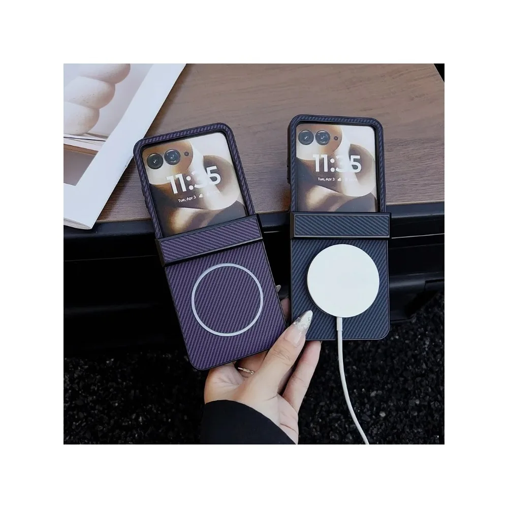 Роскошный деловой магнитный чехол для телефона из углеродного волокна для Motorola Razr 60 50 Ultra 2025 + 2024, защитный чехол для беспроводного зарядного устройства