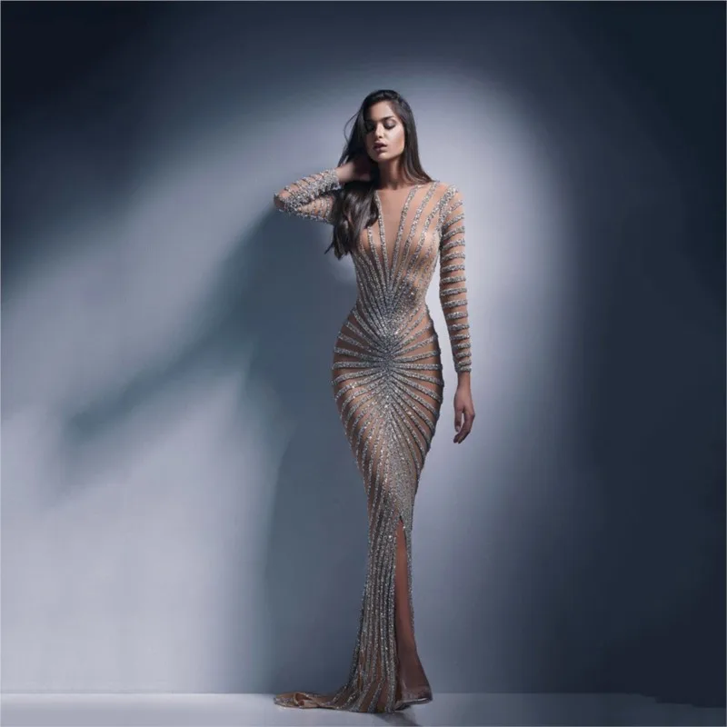 

New fashionable diamond-encrusted mesh long-sleeved slit long dress