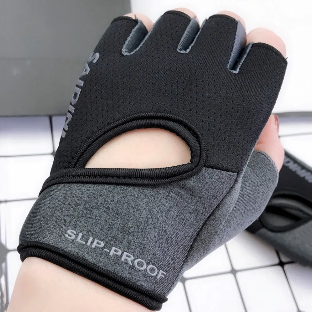 

1 pair Fingerless Fitness Sport Gloves High Elasticity Anti-Skid Dumbbells Breathable Gloves Breathable Protective