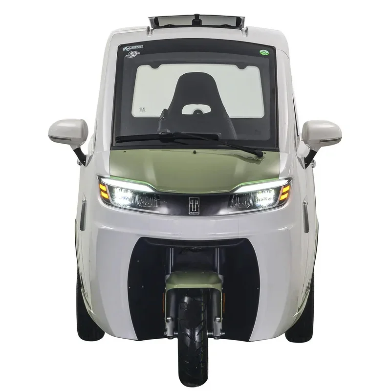 Wholesale Aonew three wheel intellengent charger closed body passenger electric tricycle - Image 4