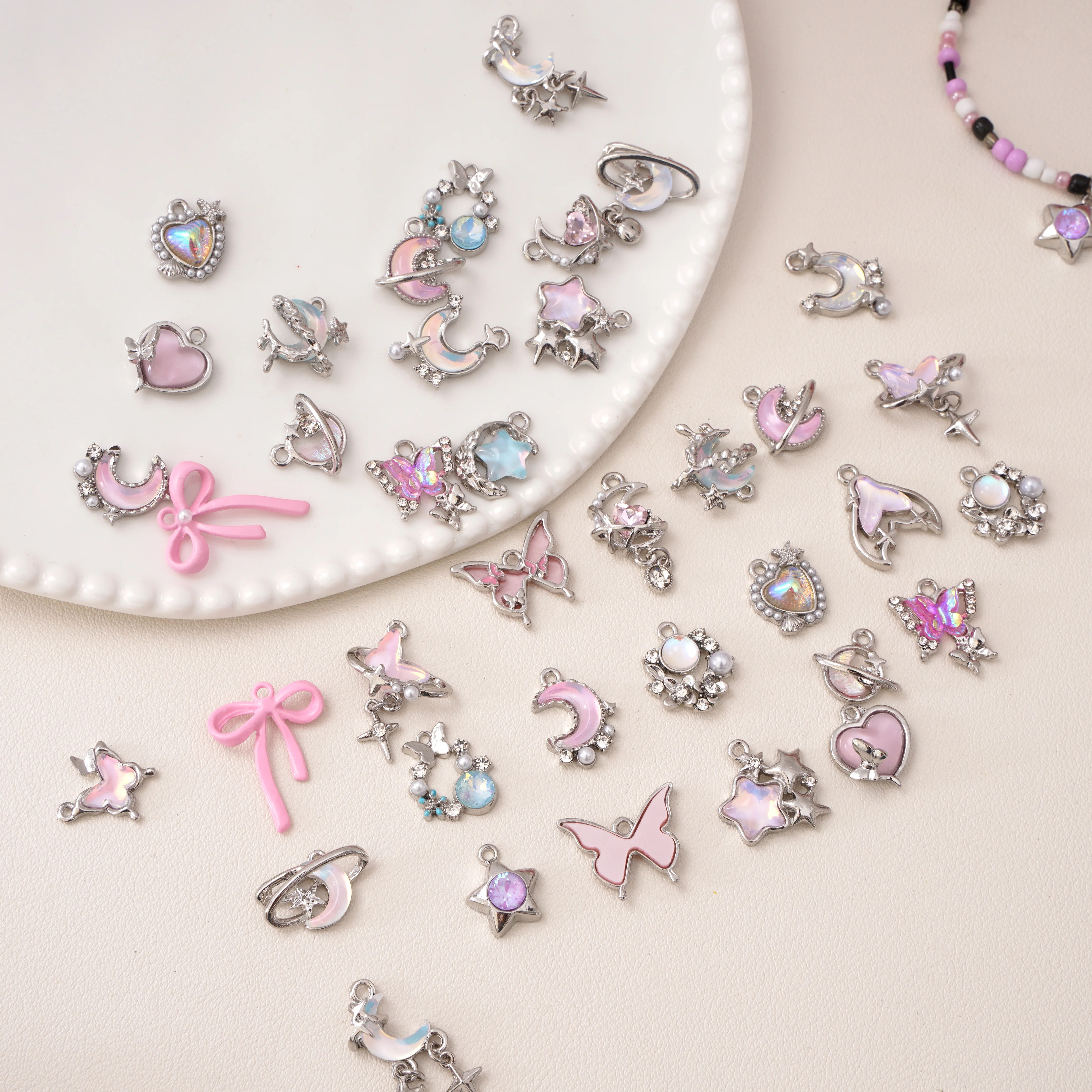 

1 Pc Alloy Multi-style Charms Mixed Shapes (Moon, Star, Butterfly, Heart) for DIY Jewelry Bracelet Necklace Keychain Accessories