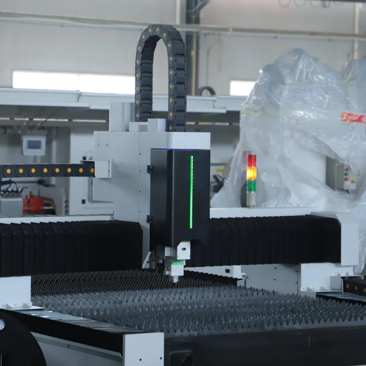 Dedicated Customer Support Iron Laser Cutting Machine 1000-10000W Aluminum Gaskets Iron Cnc Laser Cutting Machine Sheet Metal