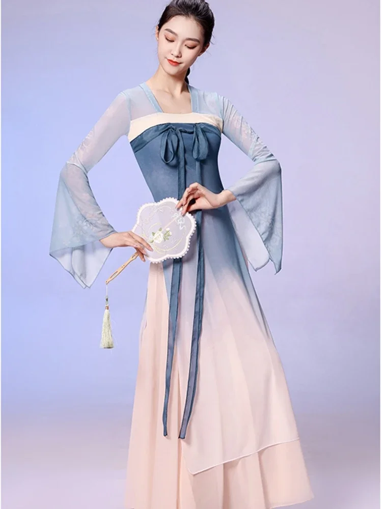 Costume da ballo classico da donna danza popolare cinese Costume da spettacolo di danza moderna elegante abito da allenamento Hanfu