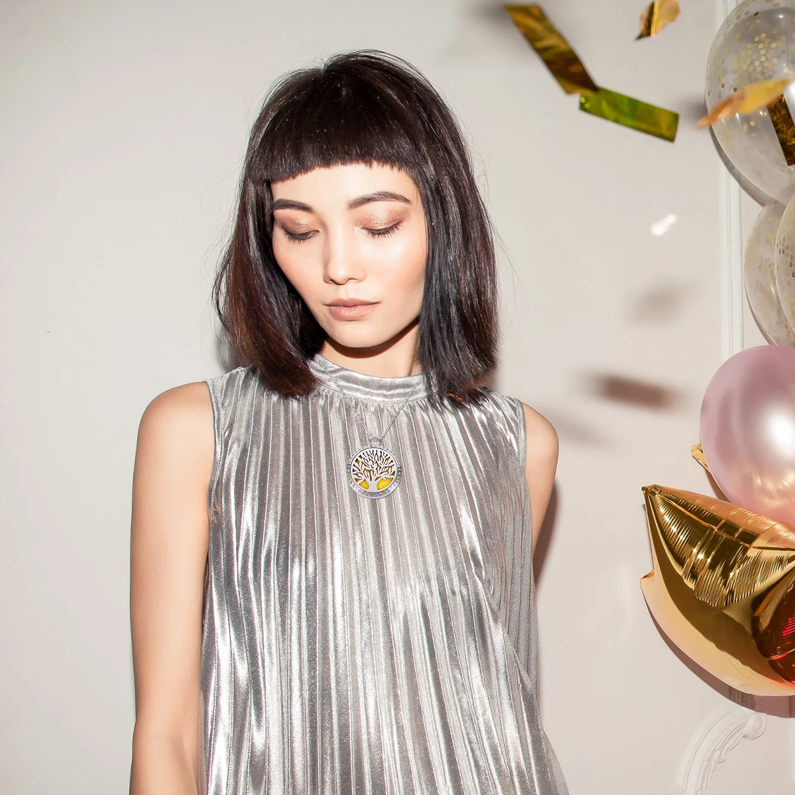 

1Set Silver Aromatherapy Essential Oil Diffuser Necklace Tree Design Easy Replace Felt Pad Perfume Pendant Stylish Air Purifier