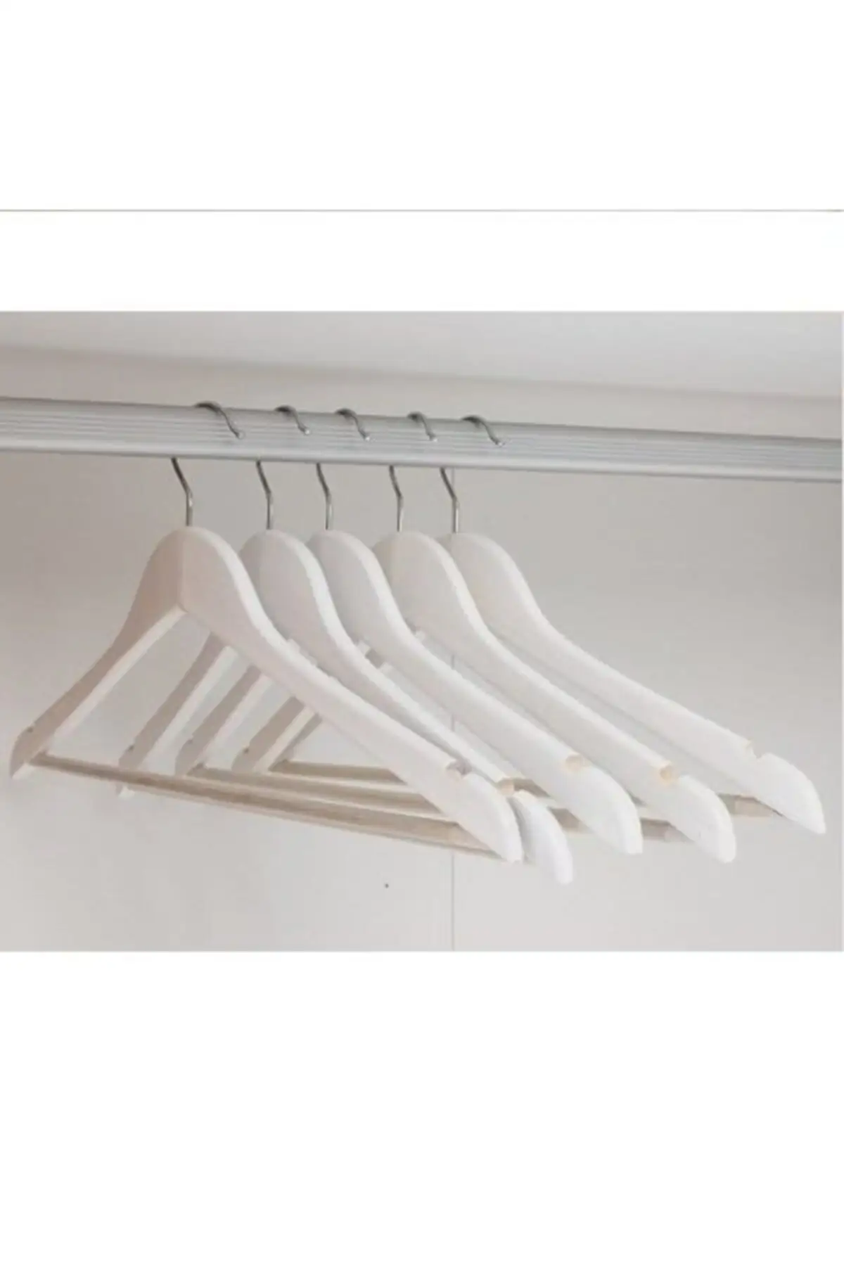 12 PCs Wood Look Plastic Quality Hanger, Clothes And Clothes Hanger White