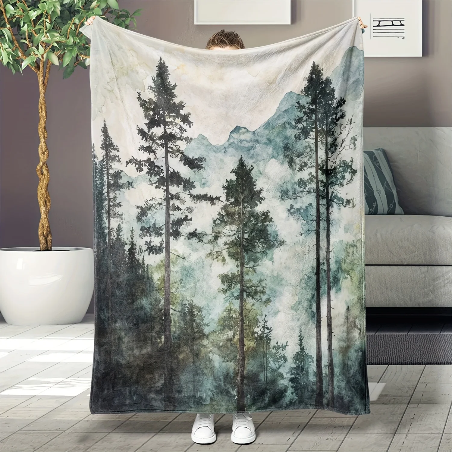 Cozy Forest Print Flannel Blanket - Soft, Durable & Versatile Gift for Girls, Granddaughter, Daughter - Ideal for Indoor & Outdo