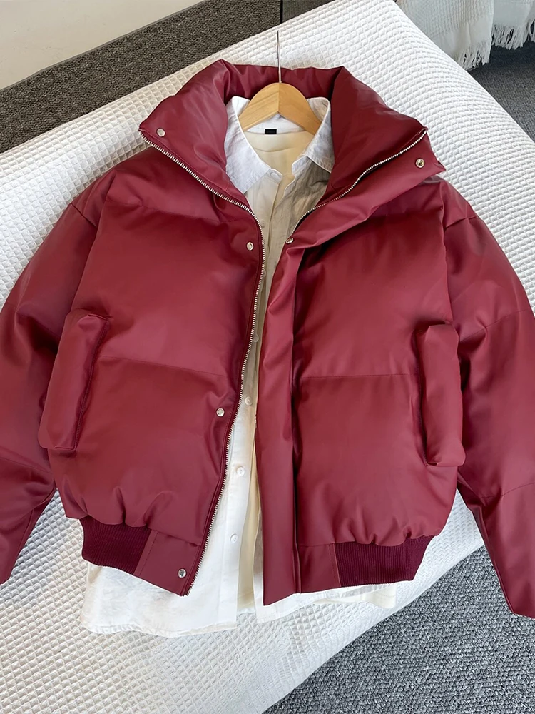 

Thiened ort Sle Красный джгут из искусственной кожи для мужчин Зимний сезон Модная брендовая хлопковая одежда Молодежная одежда с воротником-стойкой