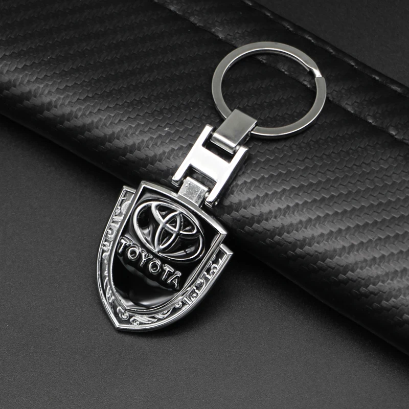 1 قطعة سيارة ميدالية مفاتيح معدنية الجلود المفاتيح شعار مفتاح القضية الدائري لتويوتا TRD كورولا CHR يارس أوريس Rav4 هايلكس بريوس أفالون كراون