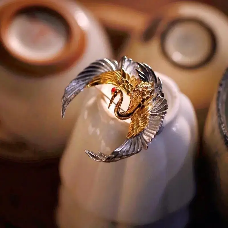 

Crane Brooch Pin, Niche Original Design, High-end Luxury Ins, Fashionable and Exquisite, Versatile Gift
