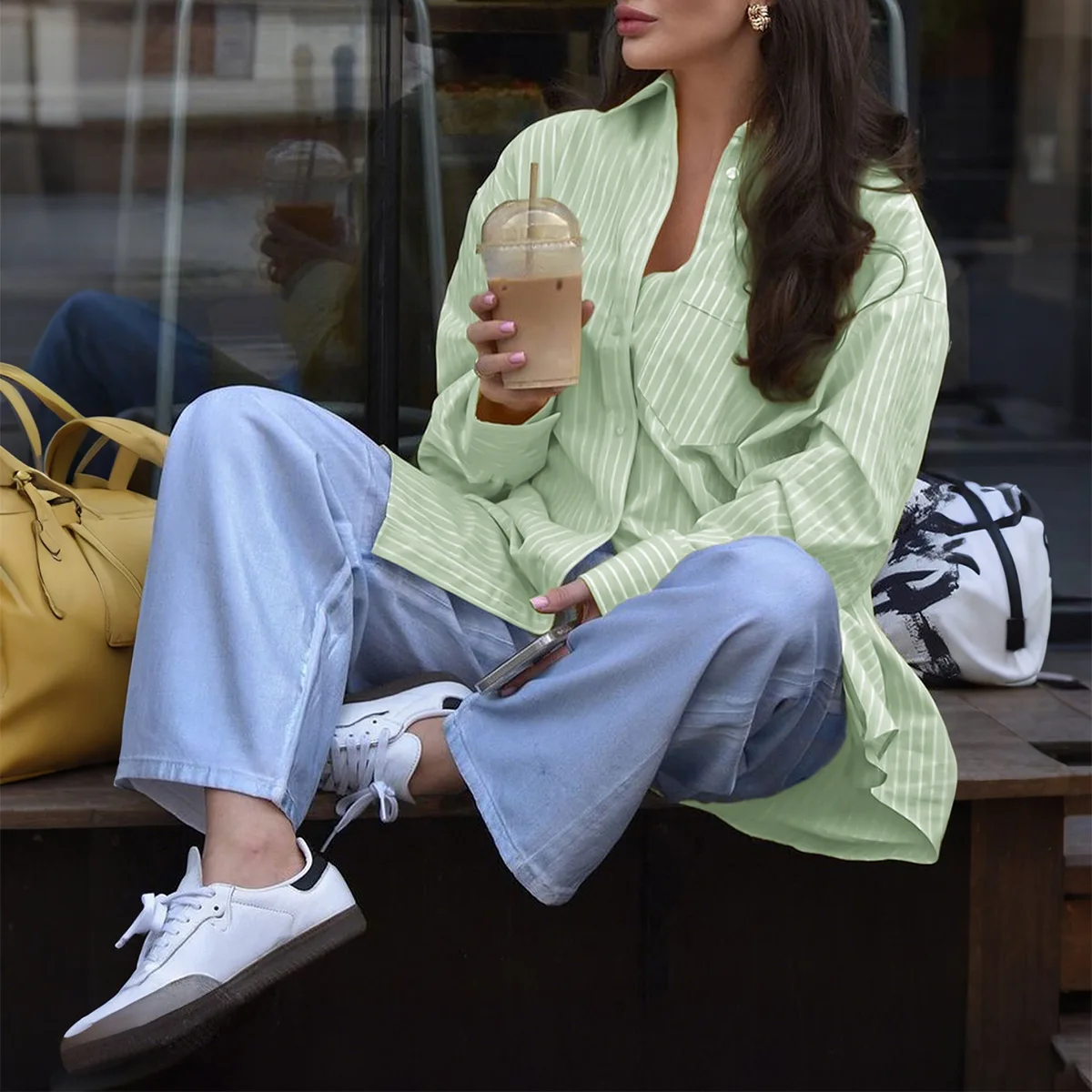 2025年秋 レディース エレガント ストライプ 長袖 カジュアルシャツ 女性用 ラペル シングルブレスト ルーズ スリム ブラウス トップ ストリートウェア