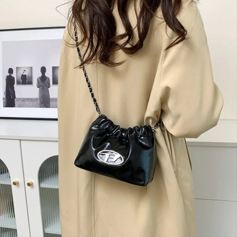 

Female Romantic Purse Charming Design For Creating Beautiful Memories And Lasting Impressions