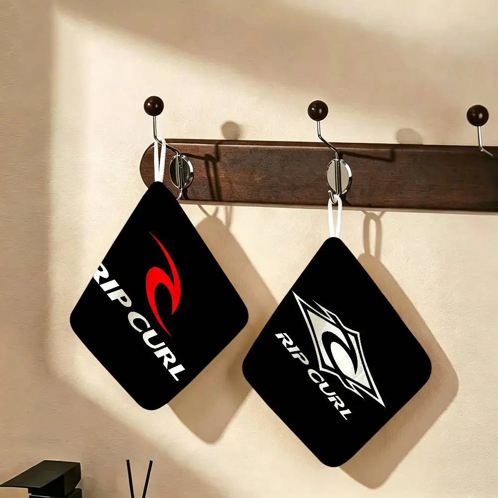 Fashionable Outdoor R-Rip C-Curl logo Hanging Style Hand Wiping Towel, Polyester Cotton, Anti-fade for Indoor Living Room