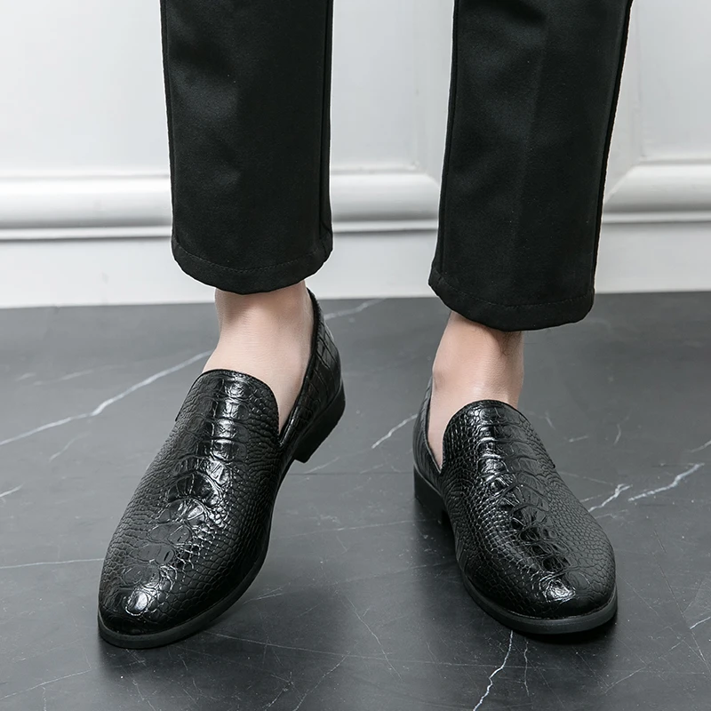 

Business men's loafers Classic Gentleman Style Outdoor leisure business party Wedding groom formal shoes Plus Size 38-46