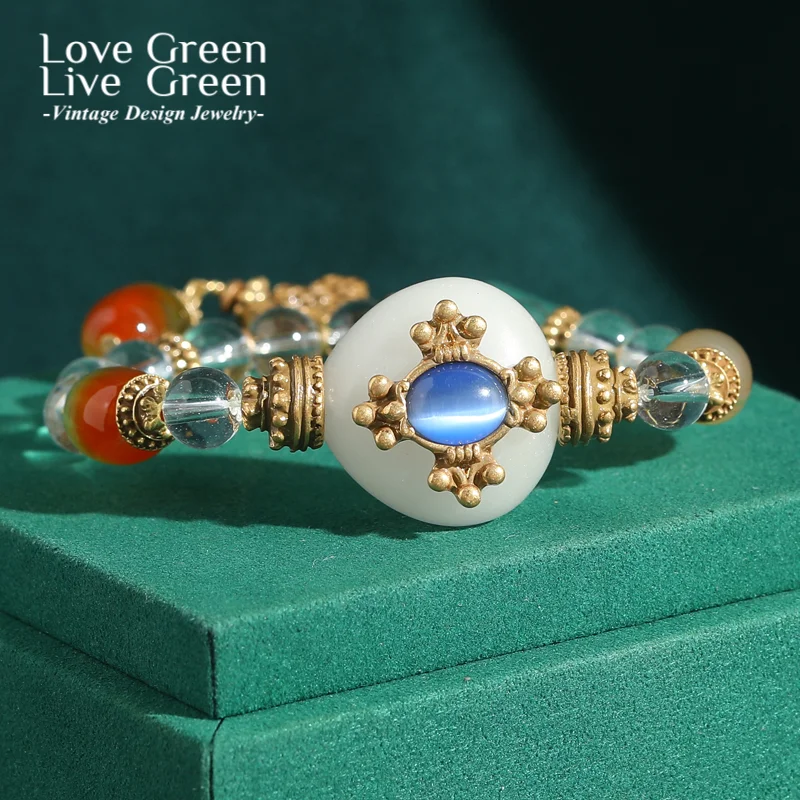 

Vintage White Jade Bracelet Natural Stone Chinese Style Gold Color Glass Beads Charm Bee Accessories Luxury Designers Jewelry