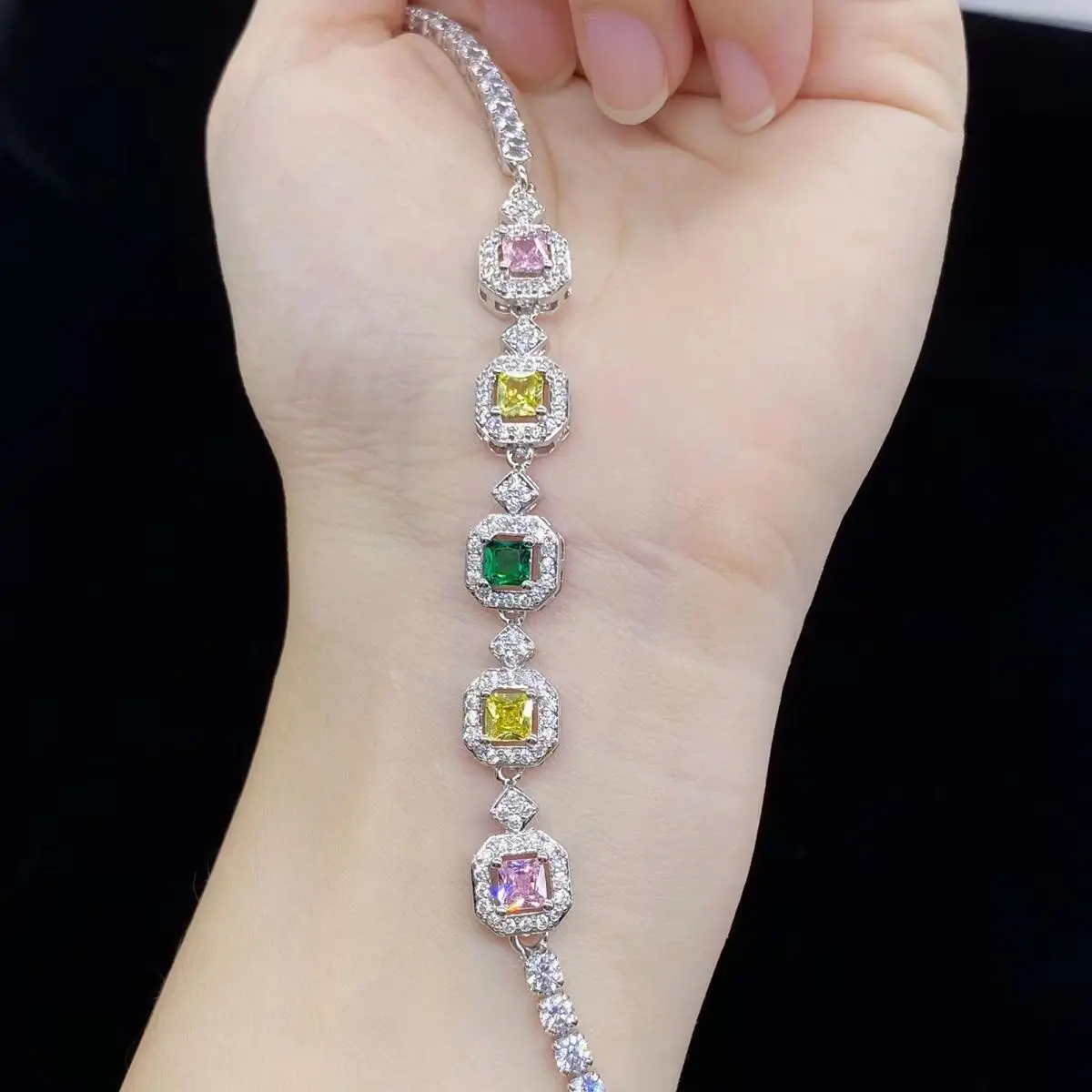 New Hot Sale Bracelet Simulation Colorful Full Diamond Bracelet Temperament Fashion Jewelry For Woman