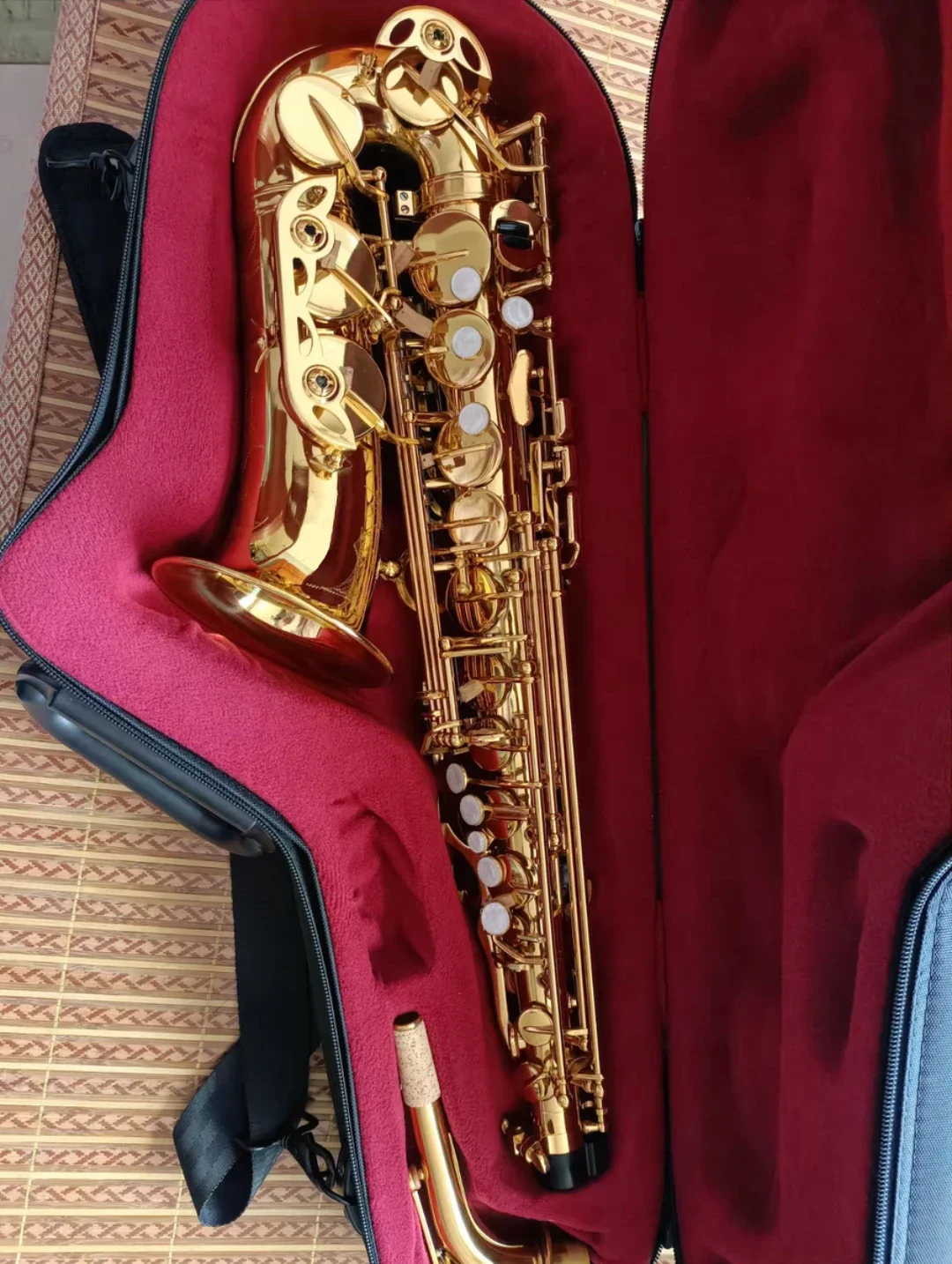 France 54 Original 1 :1 key type Alto Saxophone Eb lacquered gold Professional Alto Sax saxofone jazz instrumen with case