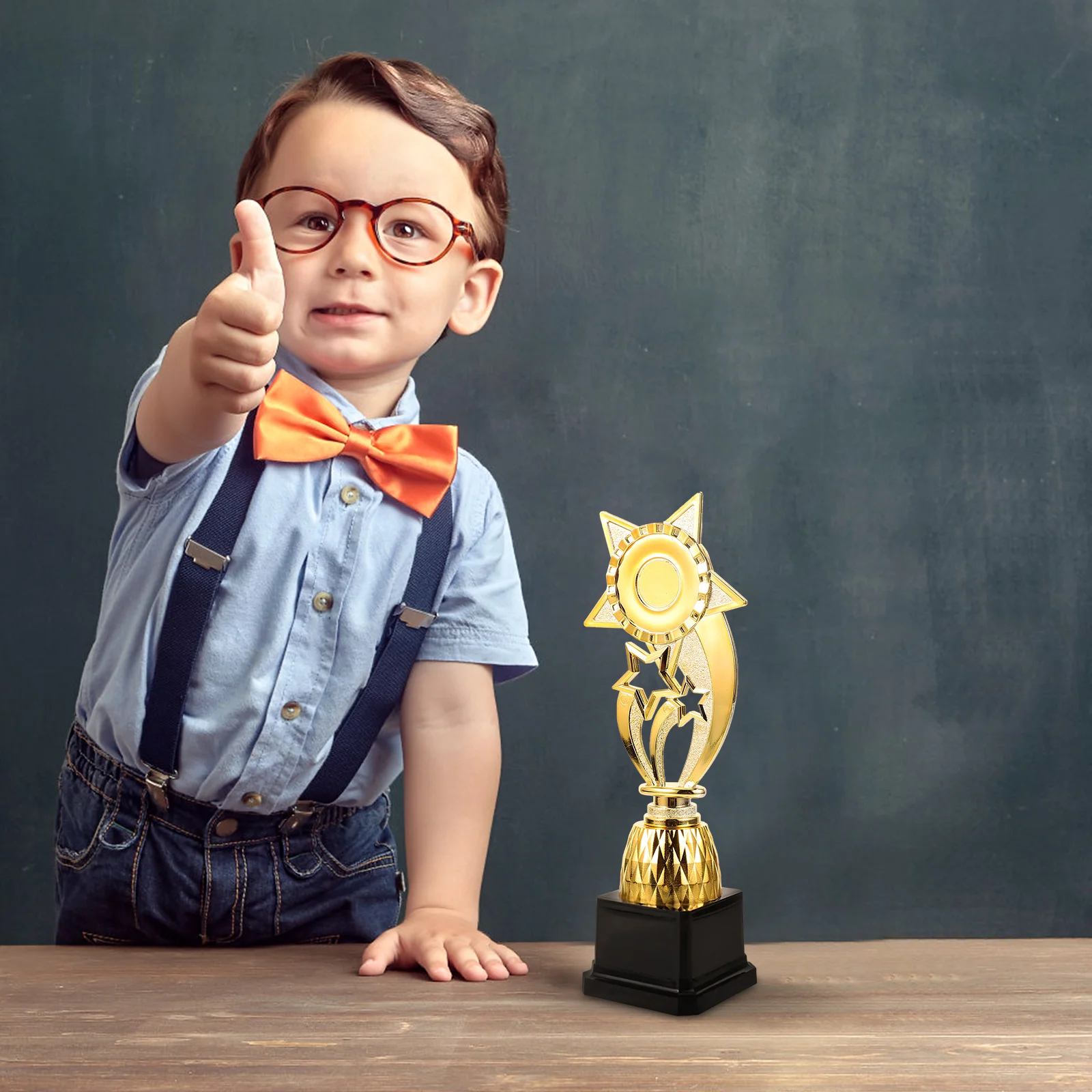 

Mini Trophy Plastic Golden Pentagram Shaped Kids Award Cup School Celebration Party Competition Kindergarten Prize Gift