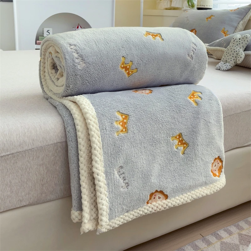 Coperta da tiro con leone e corona di cartone animato, regalo per ragazze e ragazzi, regalo per bambini, comode coperte leggere in flanella per