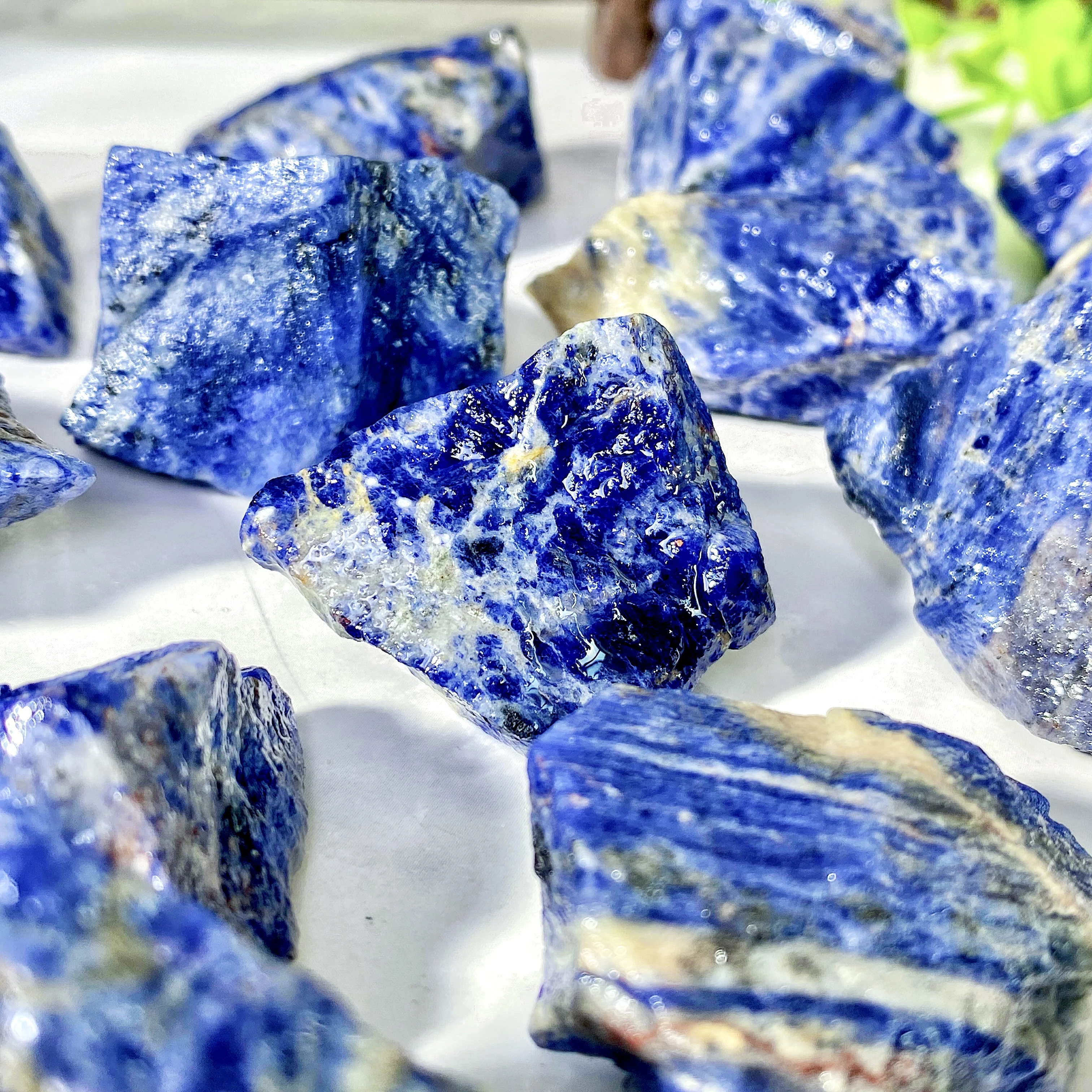 Random 1PC High Quality Blue Sodalite Raw Stone Natural Crystal Raw Stone,Glitter,Birthday Gift,Scene Decoration,DIY Decoration