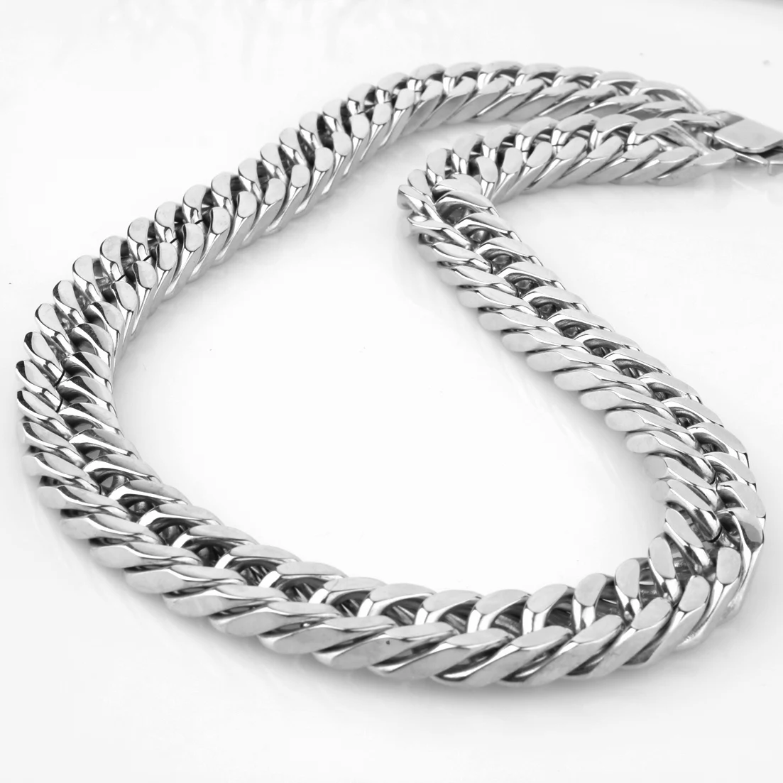 10/12/14/17mm wide Heavy Polished 316L Stainless Steel Curb Cuban Chain Necklace for Men Boys Waterproof Jewelry Gift