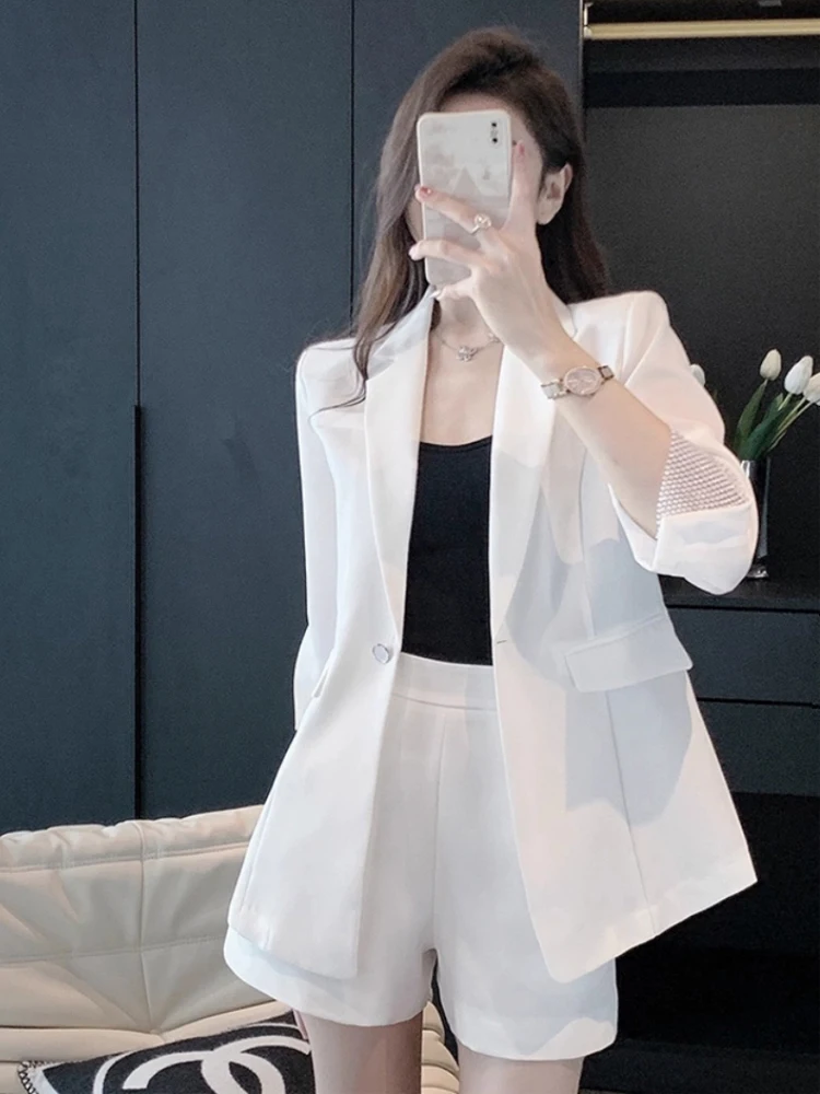

Faionable Luxury White Suit Set for Women Summer 2026 Two-Piece ort Pants Top Ensemble Ele French Sle Button-Up