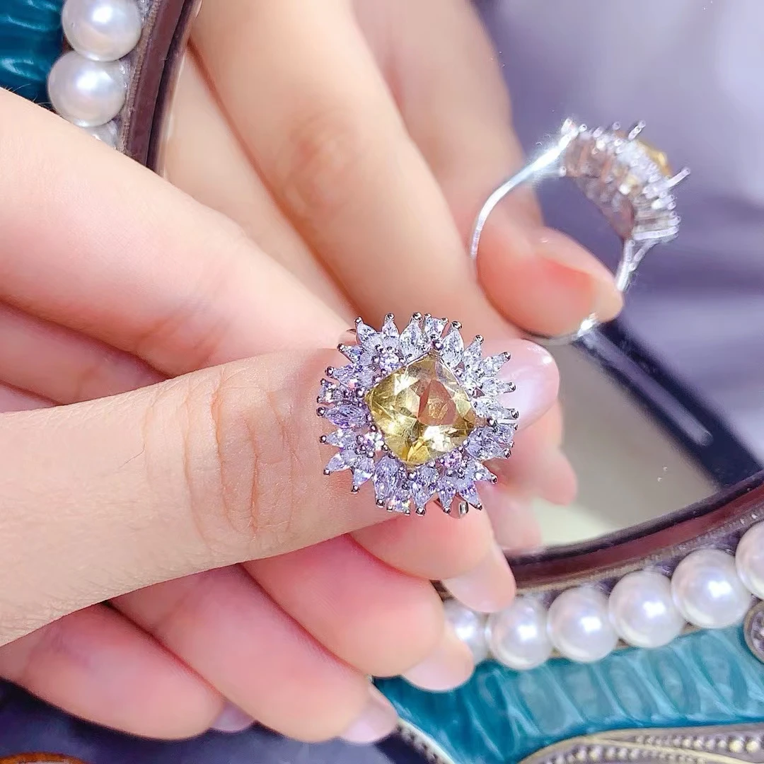 

KJJEAXCMY Natural Yellow Crystal Ring S925 Silver Inlaid Simple Women's High-End Jewelry The crystal is clean and beautiful