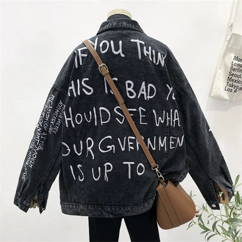 Vintage Blue Black Denim Jacket Women Korean Loose Letter Embroidery Cowboy Outerwear Big Pocket Long Sleeve Jeans Jacket Female