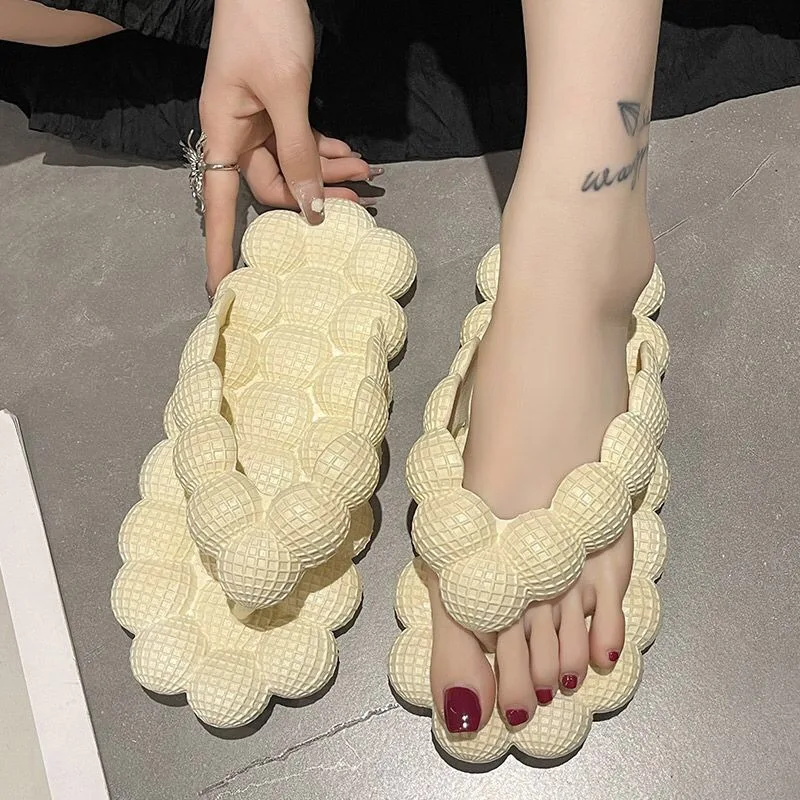 Flip-flops female summer wear ins fashion Korean version of all kinds of home indoor non-slip can wear flat slippers