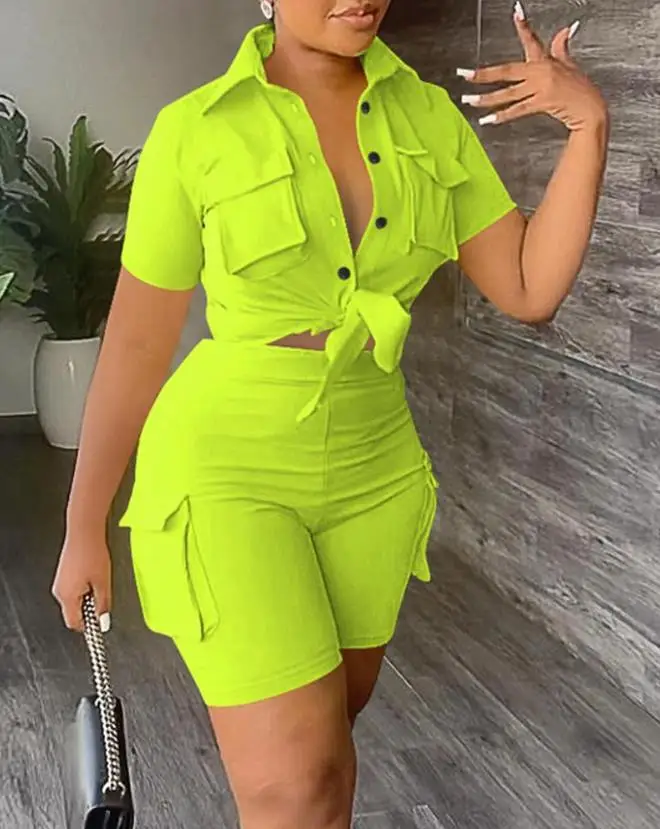 Two Piece Women 2024 Summer Solid Color Turn-Down Collar Short Sleeve Buttoned Pocket Design Crop Top & High Waist Shorts Set