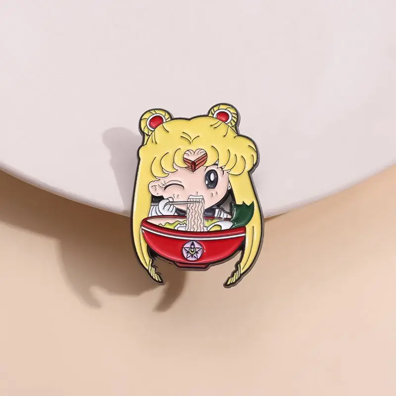 

Sailor Moon Animation Peripheral Kawaii Noodle Brooch Cute Cartoon Clothes Bags Accessories Metal Badge Chest Day Gift Wholesale