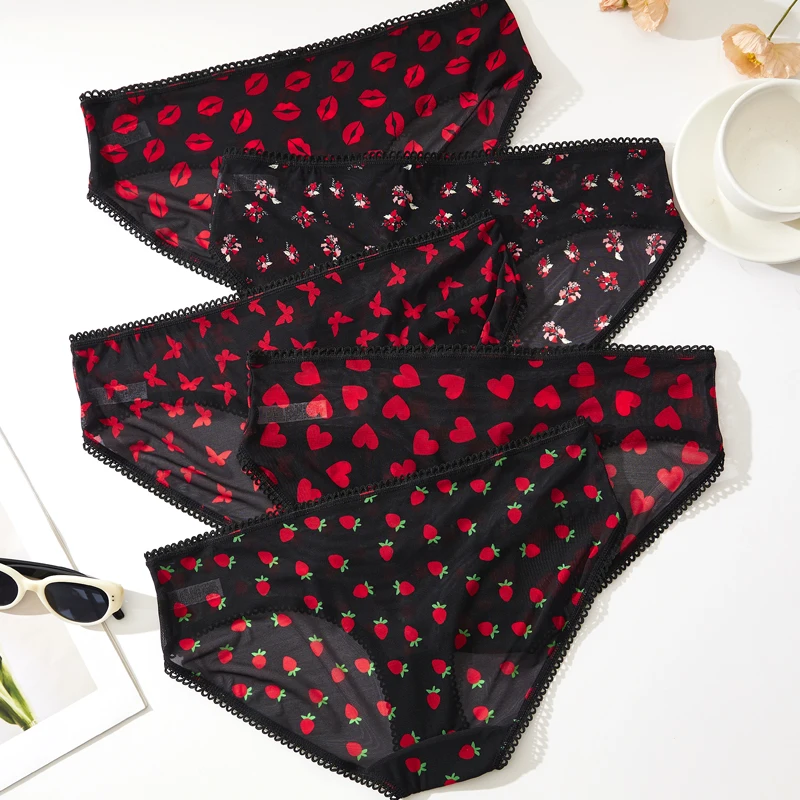 3PCS Set of Women's Briefs Sexy Black Collection Low-Rise Women's Underwear with Heart and Lips Print Summer Cool