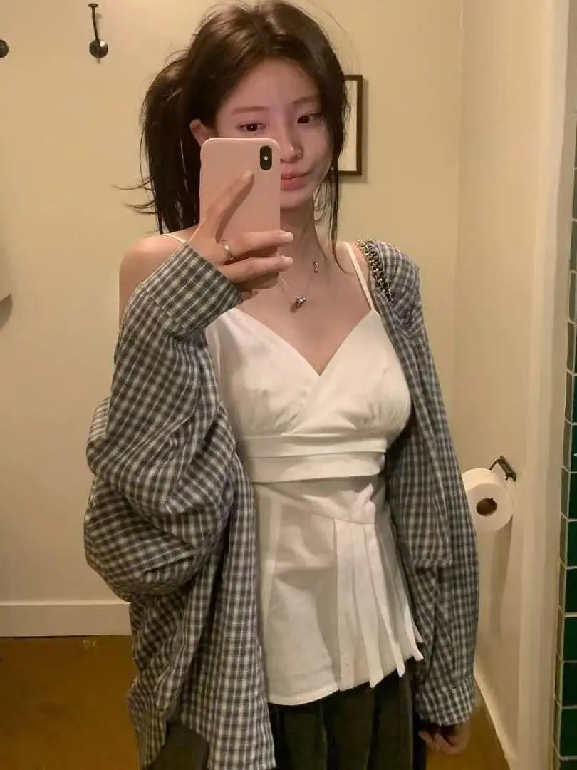 

Свободная женская рубашка в клетку в корейском стиле, новинка ранней осени, модная верхняя одежда, топ в расслабленном стиле, на пуговицах