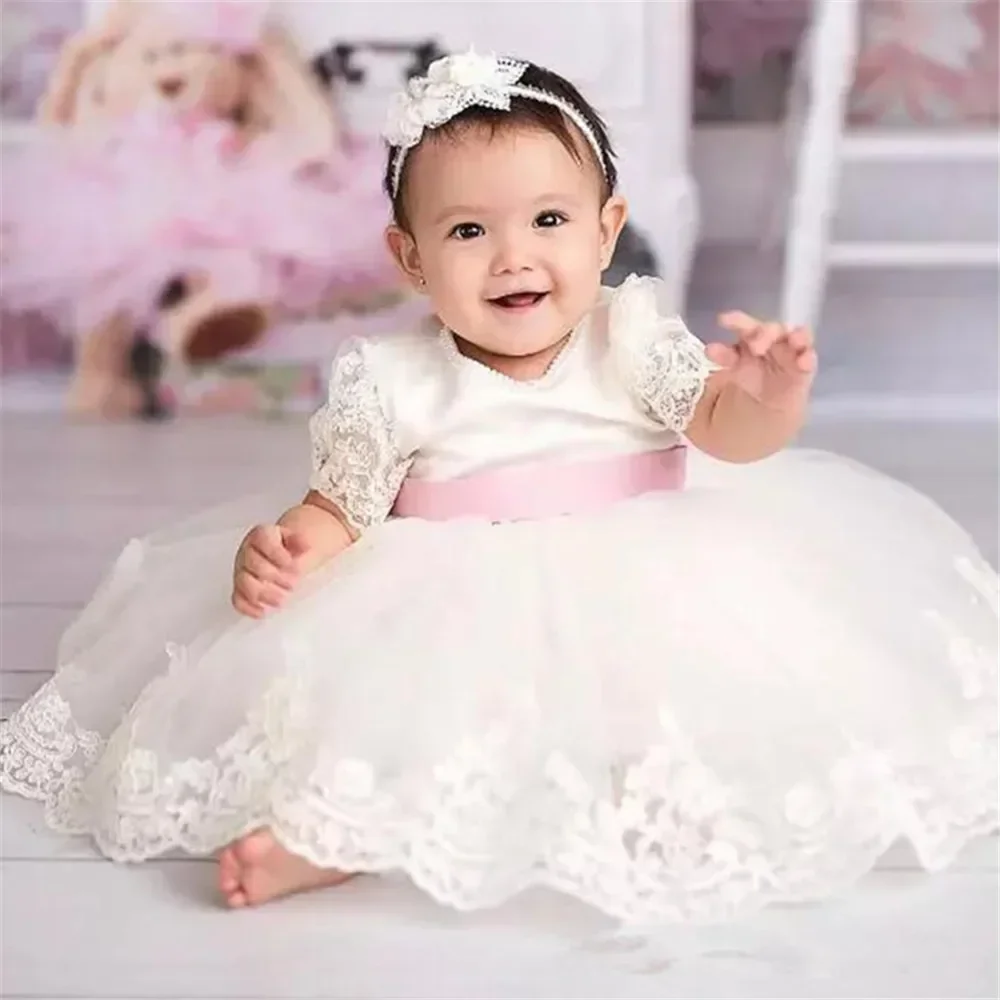 

Lovely White Flower Girl Dresses Lace Appliques Tulle Bow First Holy Communion Gowns for Princess Pageant Birthday Party Dresse