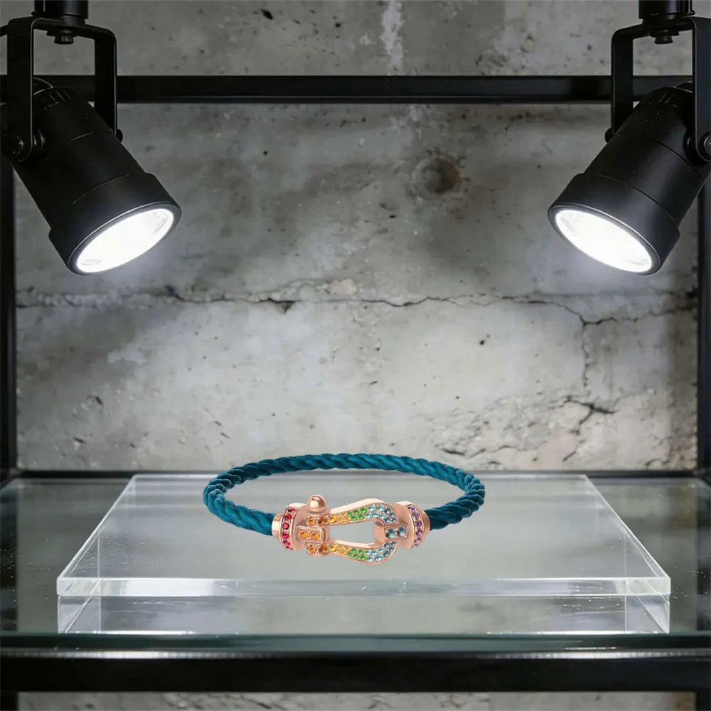 

Браслет-шарм 2026 года выпуска, высококачественный, классический, крупный, в стиле цветных бриллиантов, подходит для повседневного ношения