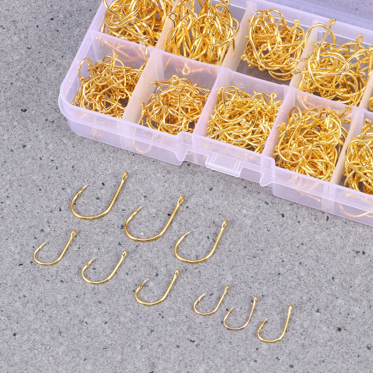 

500Pcs Carbon Steel Gold Fishing Hooks Perforated Sturdy Fishing Tackle Saltwater Freshwater Lakes Rivers Streams Bass Bait