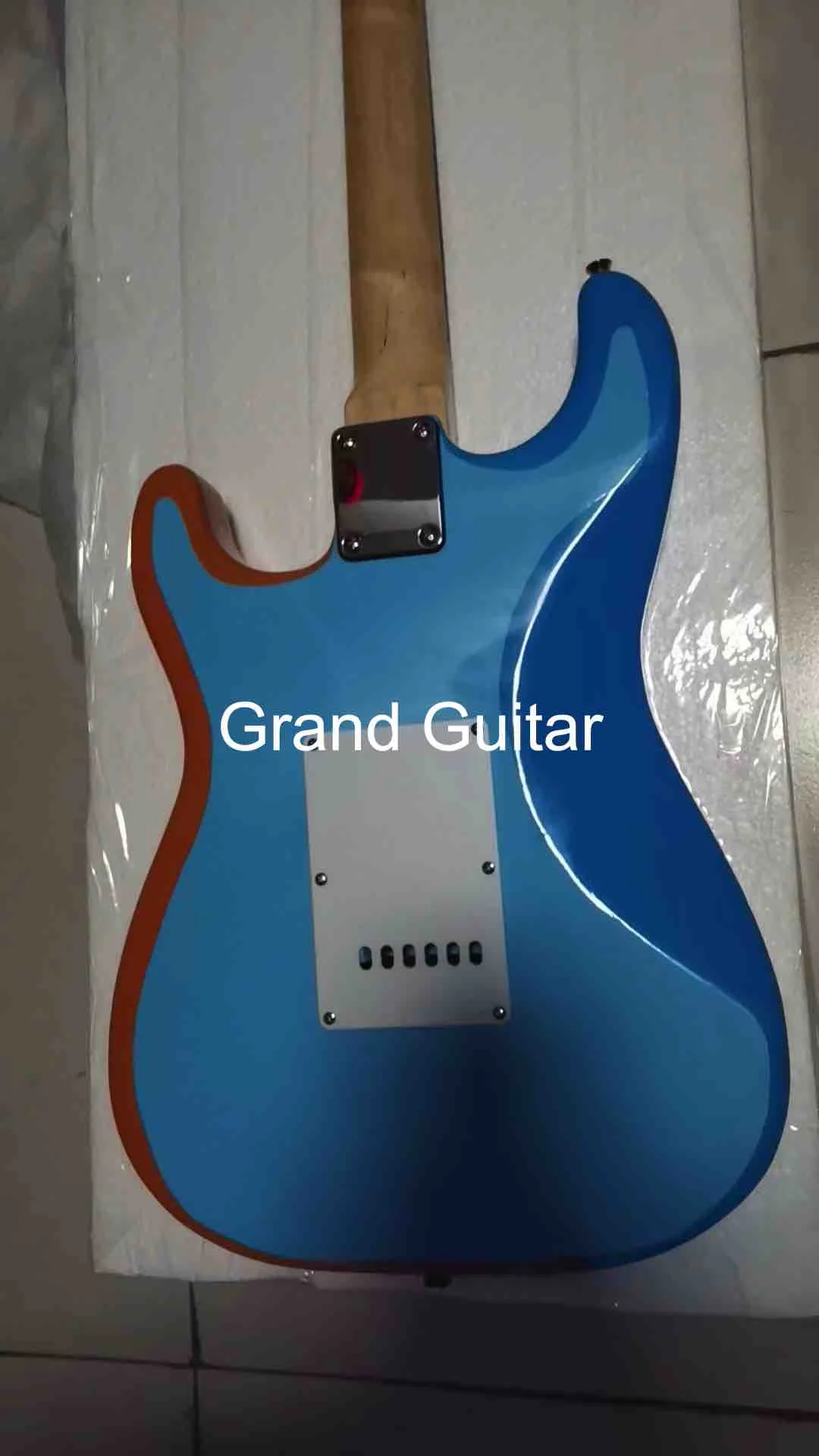 Custom Fantes GUITAR Shop George Harrison Rocky Masterbuilt P.Waller Electric Guitar with Colorful Pickups