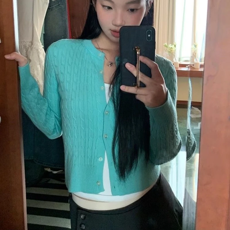 

Deeptown Twist Women Crop Kintted Cardigan Basic Solid Color Long Sleeve Korean Fashion Sweaters Slim Elegant Outerwear Autumn