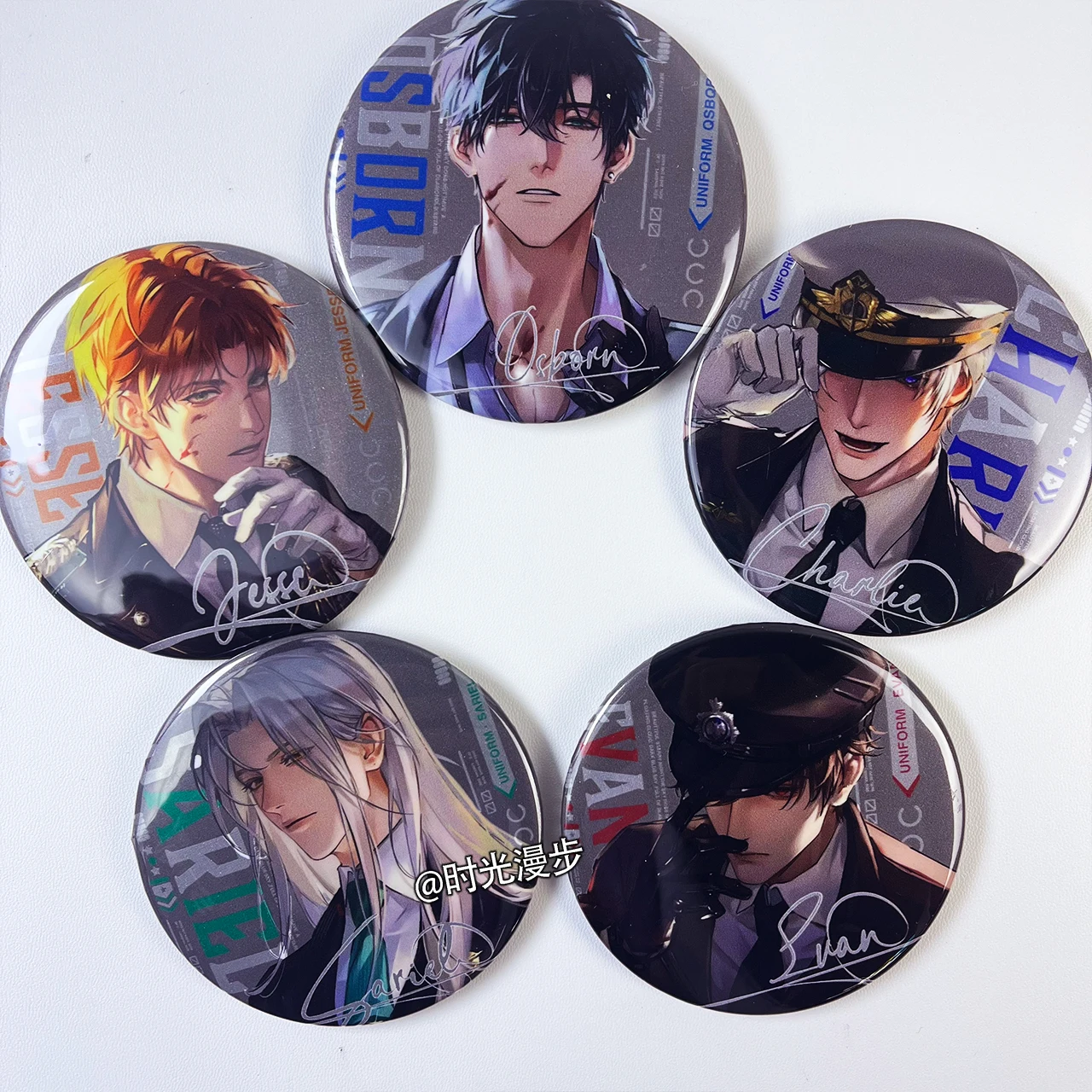 

Anime Light and Night Osborn Evan Sariel Charlie Jesse Cosplay Uniform Series Double Flash Badge Ambitus