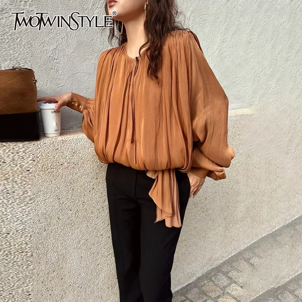 

TWOTWINSTYLE однотонная повязка шикарная рубашка женская с круглым вырезом и длинным рукавом свободные винтажные литературные женские рубашки осенняя мода новинка